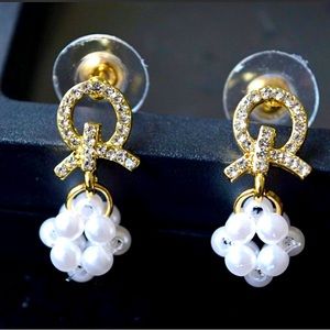 NEW Small Pearls Dangling Earrings CZ Diamonds Embellished Studs Very Pretty NIB